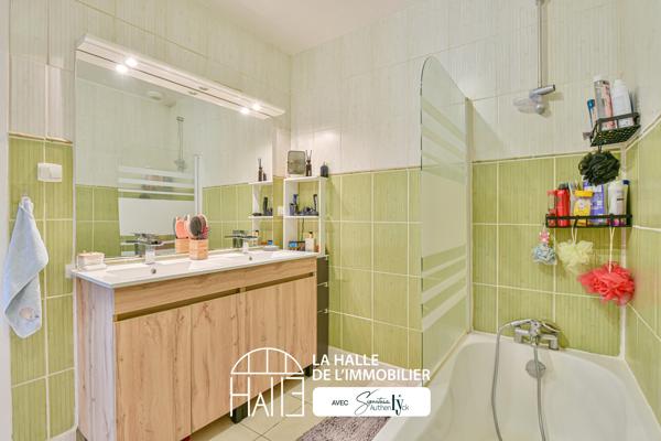 Maison
         6 pièces
        - 96 m² Exclusivité 182 750 € *