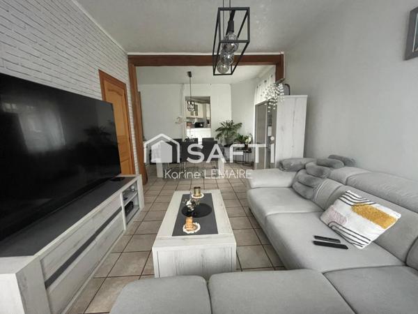 Maison semi individuelle 3 chambres où poser ses meubles.