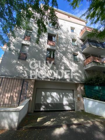 2 Places de parking en EN ENFILADE - AULNOY