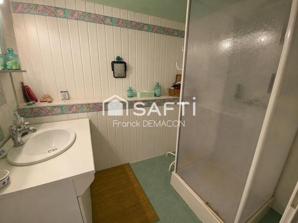 Demeure de caractère – 243 m² – Jardin de 700 m² – Dépendance à réhabiliter