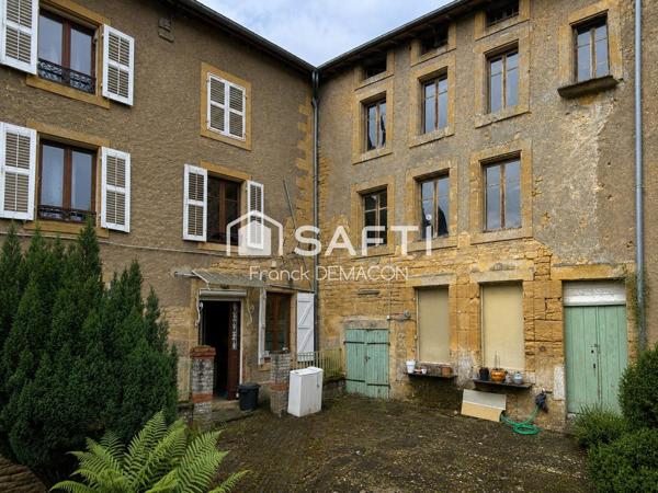 Demeure de caractère – 243 m² – Jardin de 700 m² – Dépendance à réhabiliter