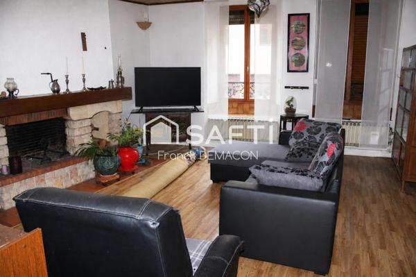 Demeure de caractère – 243 m² – Jardin de 700 m² – Dépendance à réhabiliter