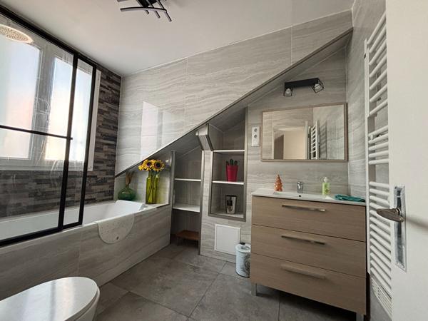 Maison 6 pièces 166 m2