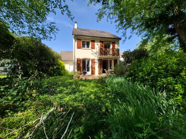 Maison Fourqueux 7 pièce(s) 140 m2 790 000 € **  - Référence  18282