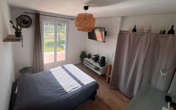 Maison à vendre    5 pièces •  Sanary-sur-Mer