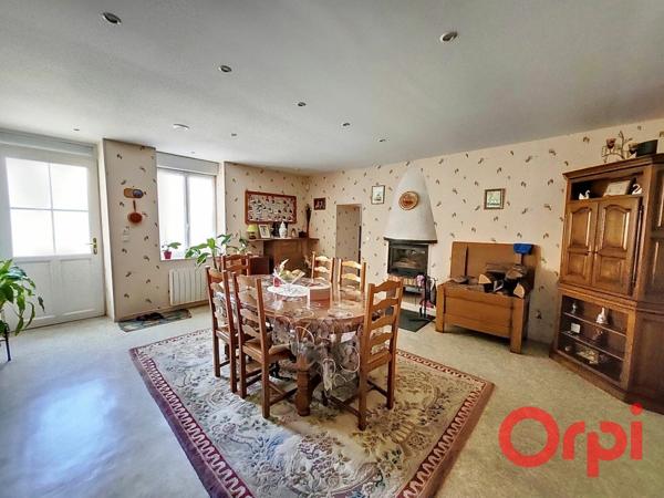 Maison à vendre    4 pièces •  Lignières