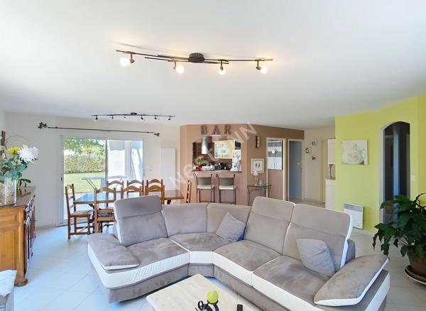 CLISSON Belle maison de plain-pied 4 chambres au calme, proche de toutes les commodités
