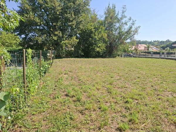 Terrain 634 m2