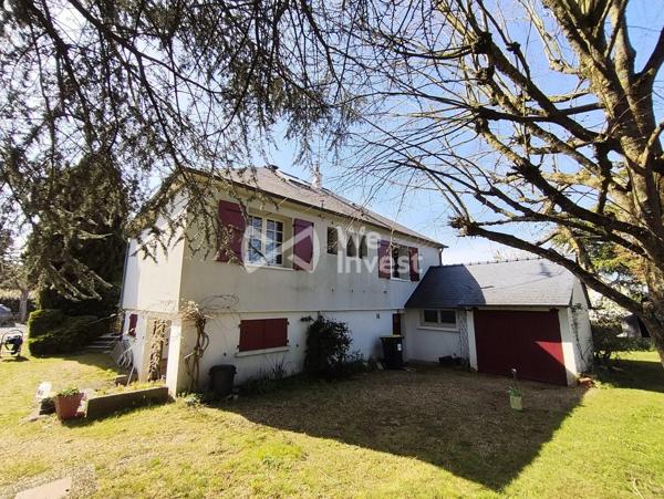 Maison 5 chambres possible – Terrain 968 m² – Garage – Proche Sablé-sur-Sarthe
