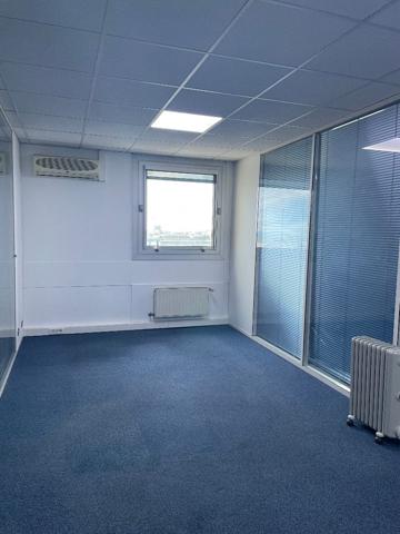 Bureaux Saint Ouen Sur Seine 92.14 m2