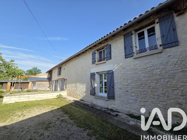 Maison à vendre 5 pièces 131,84 m² Chabournay