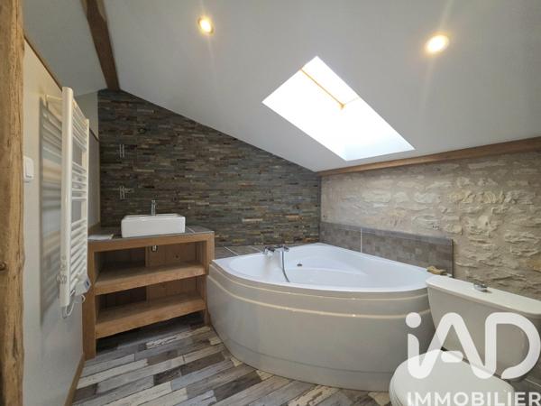 Maison à vendre 5 pièces 131,84 m² Chabournay