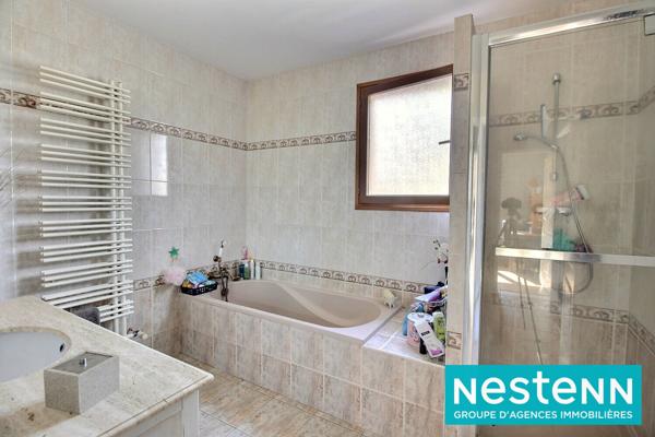 Maison traversante 5 pièces avec jardin sans vis à vis 69150- Décines Charpieu