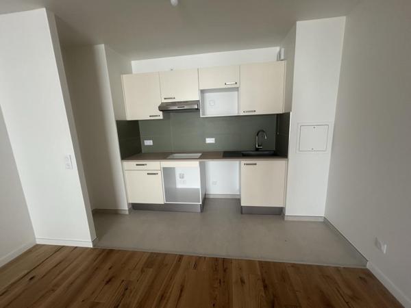 Location Appartement 3 pièces 73.14 m² - Pontoise 95300