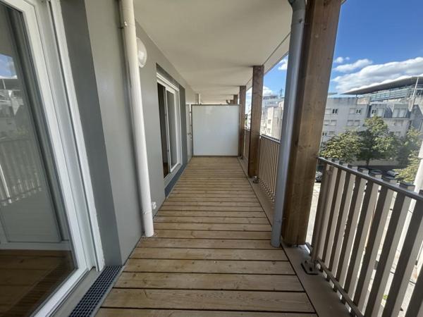 Location Appartement 3 pièces 73.14 m² - Pontoise 95300