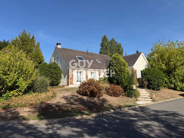 Maison de 212 m² avec sous-sol total - Mennecy Levitt
