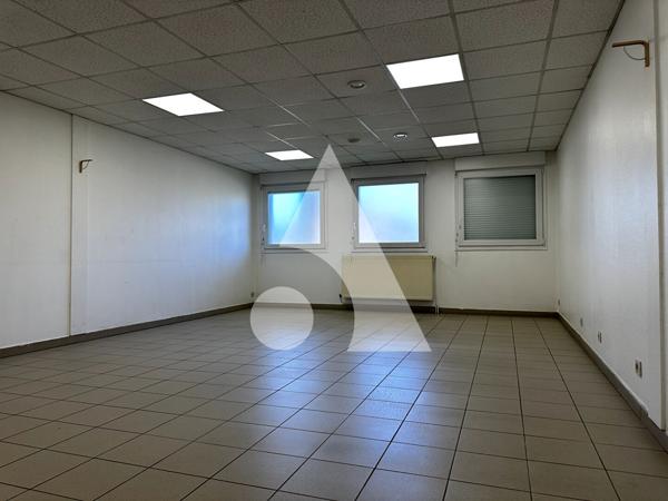 Local commercial 10.55 m2