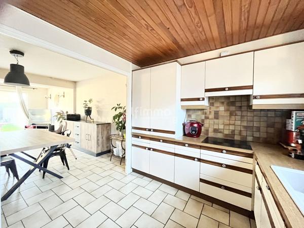 Maison familiale centre-ville avec jardin