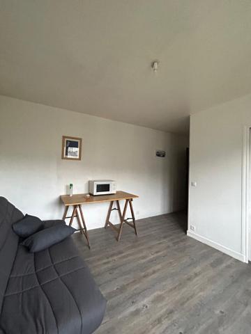 Appartement Aurillac 1 pièce(s) 18 m2 , Aurillac