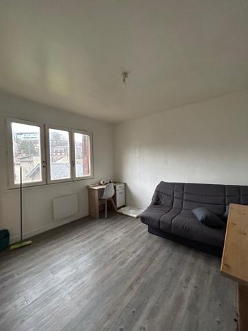 Appartement Aurillac 1 pièce(s) 18 m2 , Aurillac