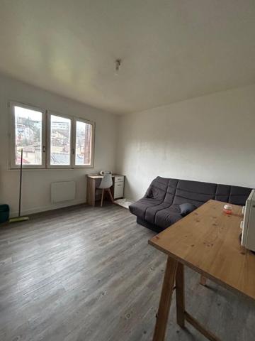Appartement Aurillac 1 pièce(s) 18 m2 , Aurillac