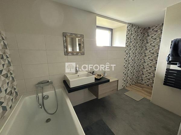 Achat maison près de PONTRIEUX - 13 pièce(s) - 405 m² - 776 500 €