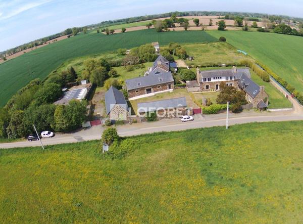 Achat maison près de PONTRIEUX - 13 pièce(s) - 405 m² - 776 500 €