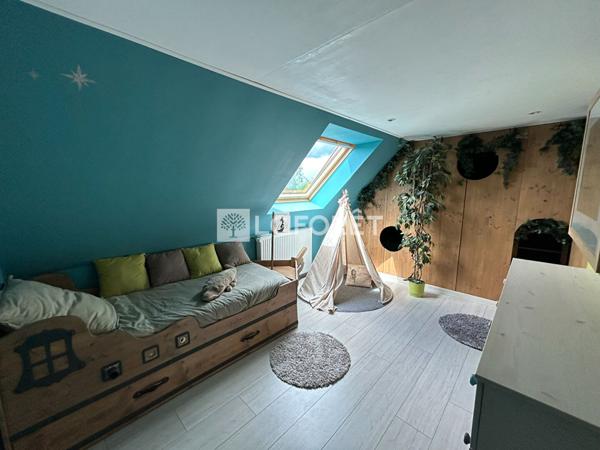 Achat maison près de PONTRIEUX - 13 pièce(s) - 405 m² - 776 500 €