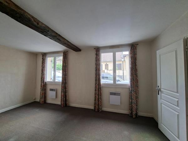 Maison de plain-pied 143 m² – 3 chambres – Jardin clos – Accès rapide Bordeaux–Montpon Ménestérol (24700)