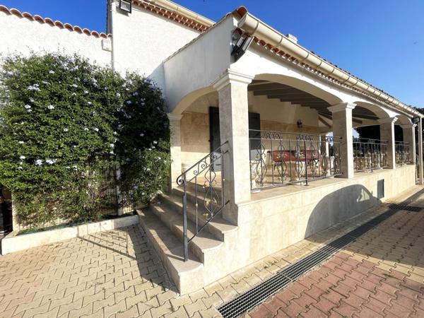 Arles, Villa 220m² sur terrain de 3900m²