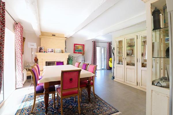 Arles, Villa 220m² sur terrain de 3900m²