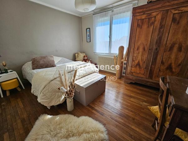 Maison à LA ROCHE-SUR-YON, 85000 - 5 pièces 121m²