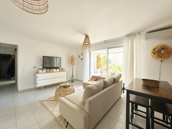 Charmant T2 48 m2 + terrasse 13 m2 + parking couvert – Résidence Récente et Sécurisée