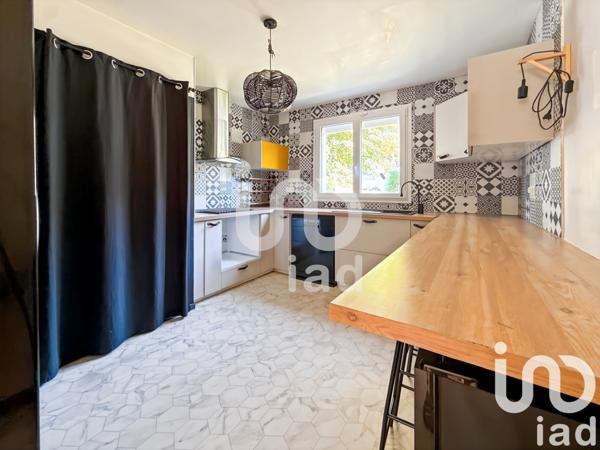 Maison à vendre 6 pièces 118 m² Lésigny