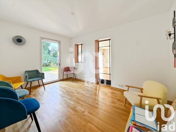 Maison à vendre 6 pièces 118 m² Lésigny