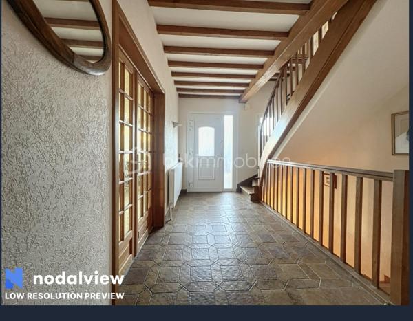 Maison de village de 215 m²