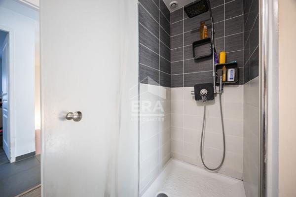 A vendre - Torreilles - Villa de 2012 - 4 chambres - Piscine - Garage .