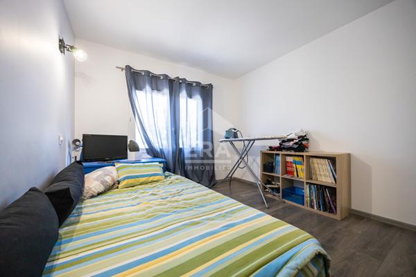 A vendre - Torreilles - Villa de 2012 - 4 chambres - Piscine - Garage .