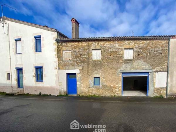 Immeuble 131 m² à Saint-Vincent-Sterlanges 85110