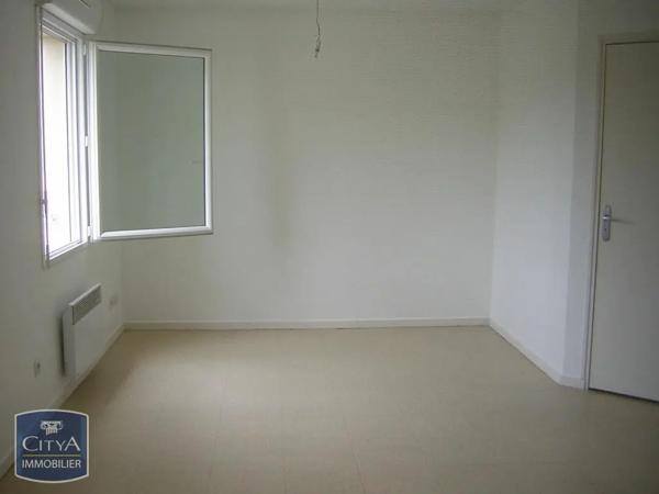 Appartement à louer 1 pièce 30.95m² La Suze-sur-Sarthe (72210)