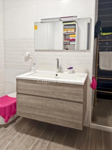 LE RELECQ-KERHUON - Appartement T4 avec vue mer, terrasse/balcon de 20 m², garage et cave !