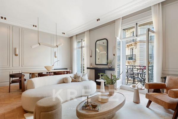 Paris 16ᵉ – Chaillot – Élégant 3 pièces  de prestige avec balcon filant