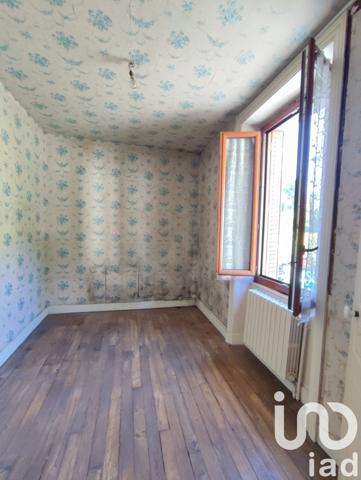 Maison 5 pièces de 89 m² à Ussel (19200)