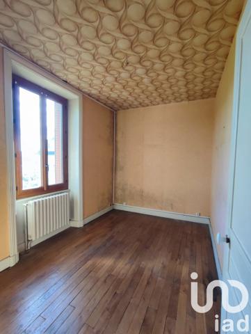 Maison 5 pièces de 89 m² à Ussel (19200)