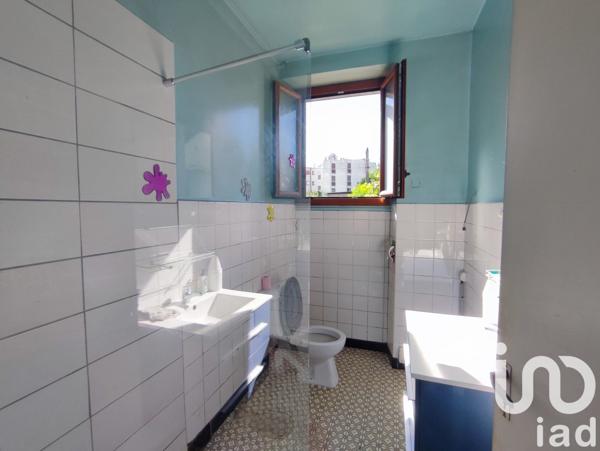 Maison 5 pièces de 89 m² à Ussel (19200)