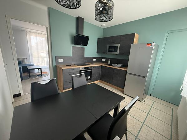 A LOUER A L'ANNEE A CHALLANS CHAMBRE MEUBLEE
