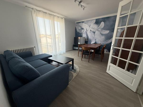 A LOUER A L'ANNEE A CHALLANS CHAMBRE MEUBLEE
