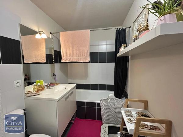 Appartement à louer 1 pièce 23.24m² Clermont-Ferrand (63000)