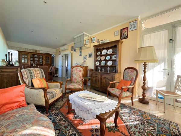 Trans en Provence villa 286 m² piscine couverte