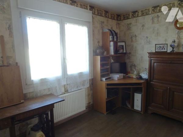 LONGUYON - PAVILLON F6 8 ARES